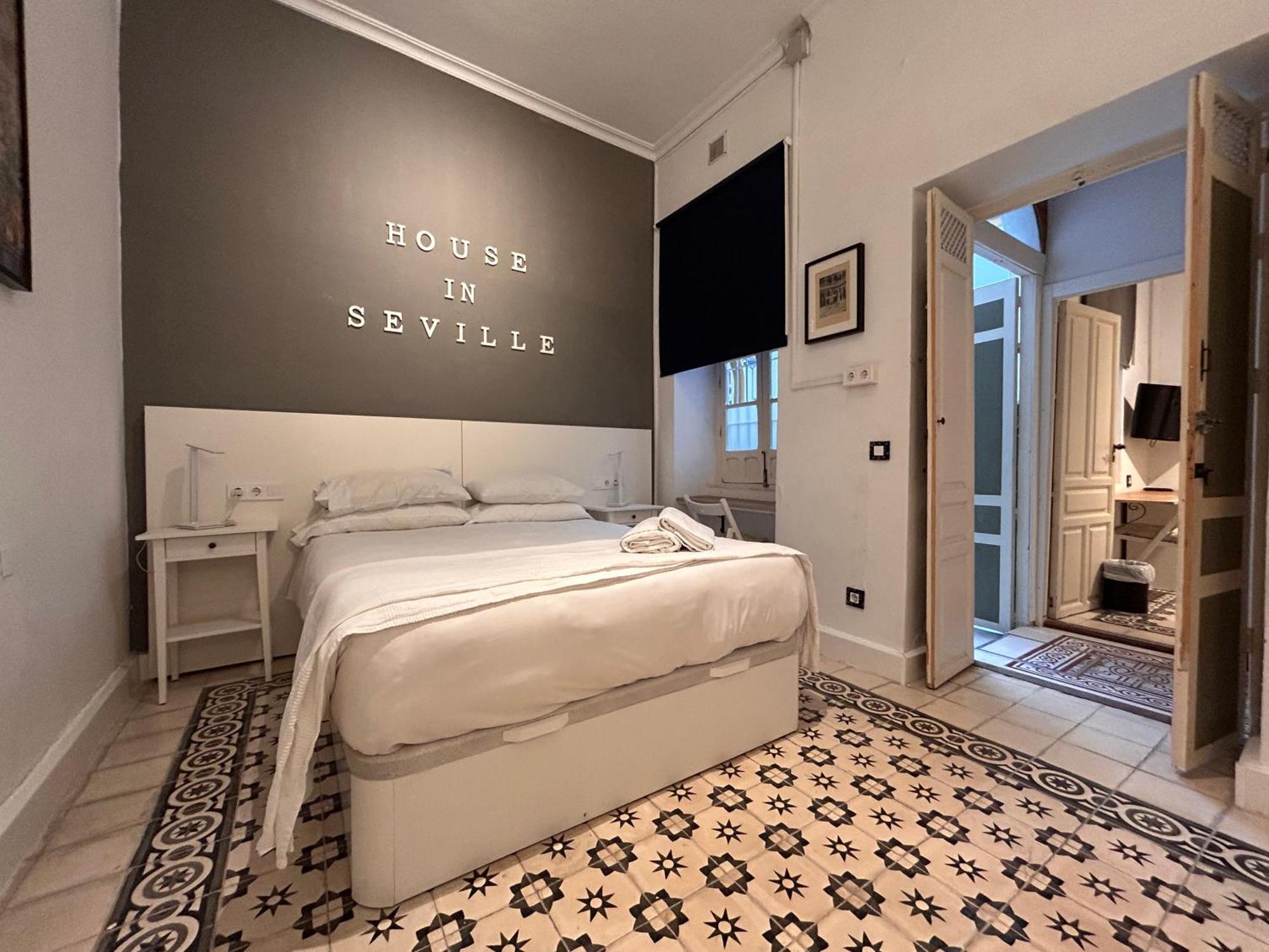 Home In Seville V33-B Bagian luar foto