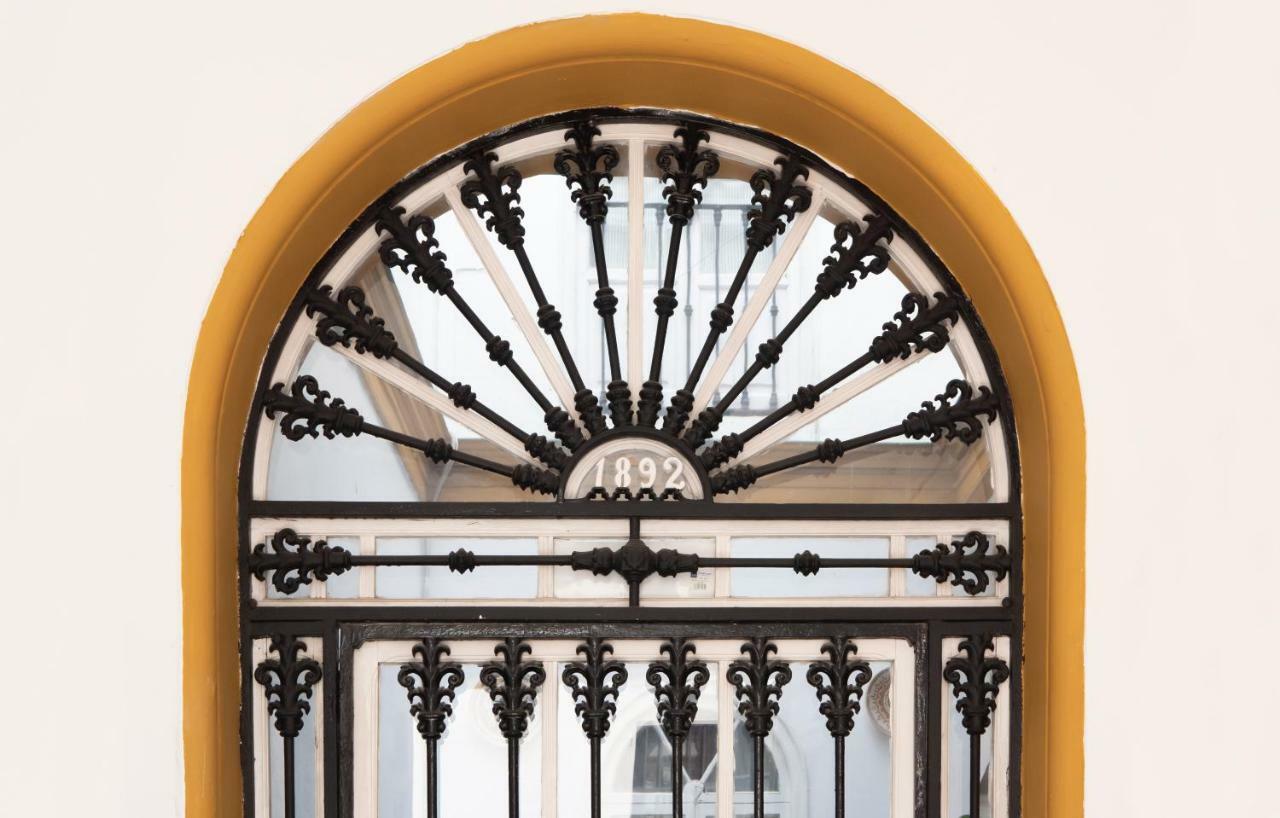 Home In Seville V33-B Bagian luar foto